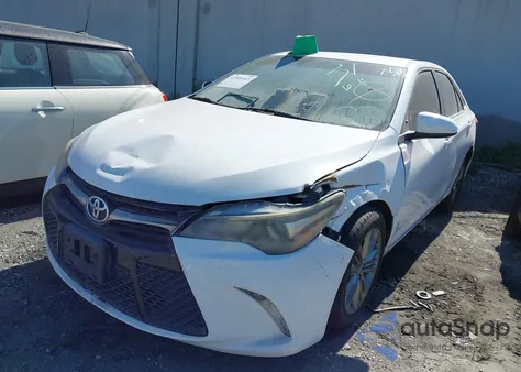 2017 Toyota Camry Se z USA, uszkodzony, nr VIN 4T1BF1FKXHU748017